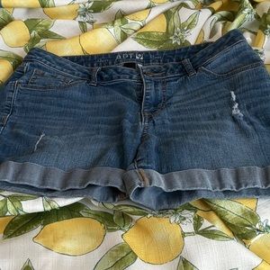 Apt9 woman’s Jean shorts